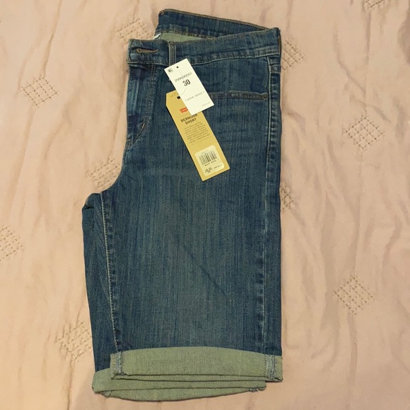 COPY - Levi’s Bermuda short - Picture 3 of 4